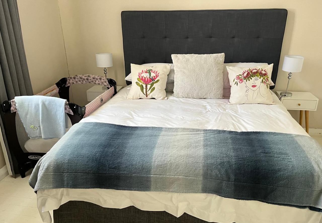 Seapoint Gem Apartment Cape Town Exterior photo